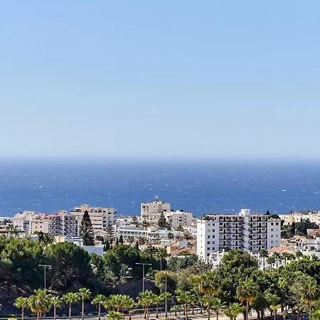 Apartment 2-bedroom With Seaview