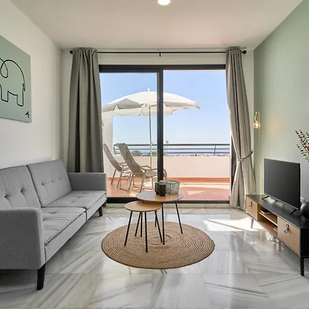 2-bedroom With Seaview דירה