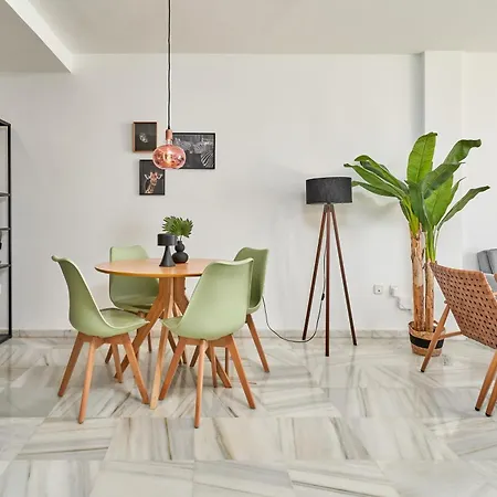 דירה 2-bedroom With Seaview