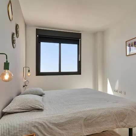 Apartment 2-bedroom With Seaview